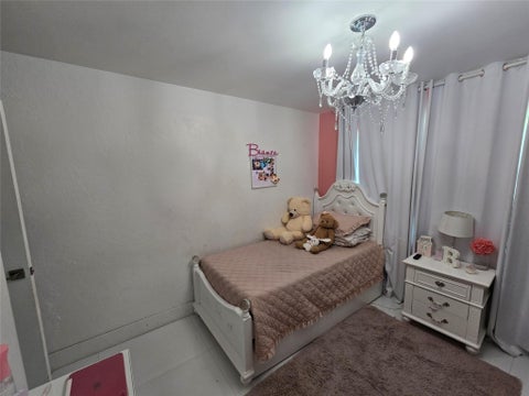 Tiny photo for 2340 NE 8th Avenue, Pompano Beach, FL 33064 (MLS # B26089958)
