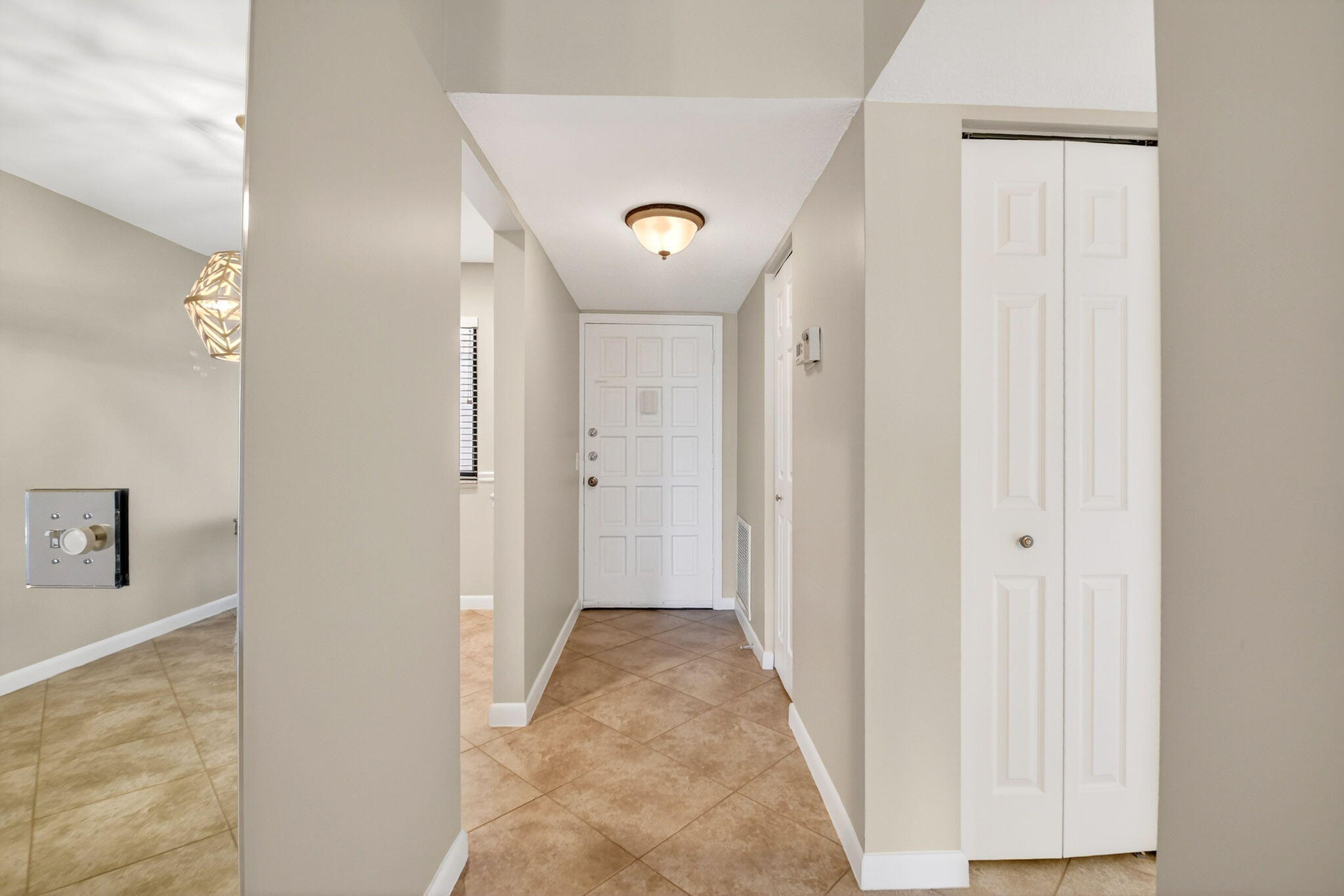 FOUNTAINS OF PALM BEACH CONDO 5 - Residential