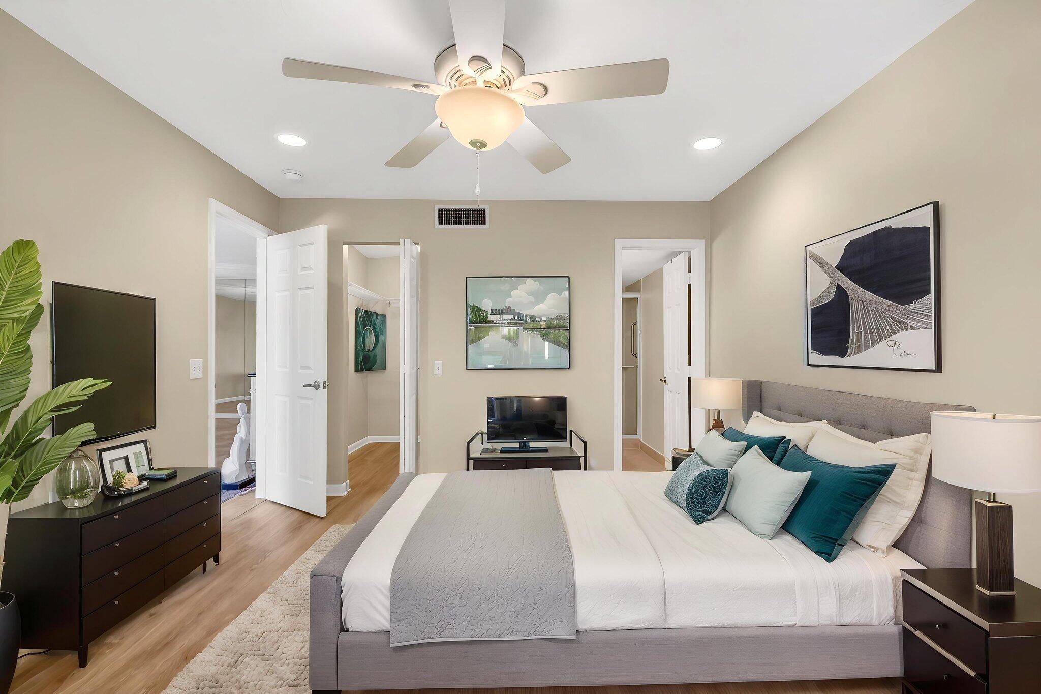 FOUNTAINS OF PALM BEACH CONDO 5 - Residential