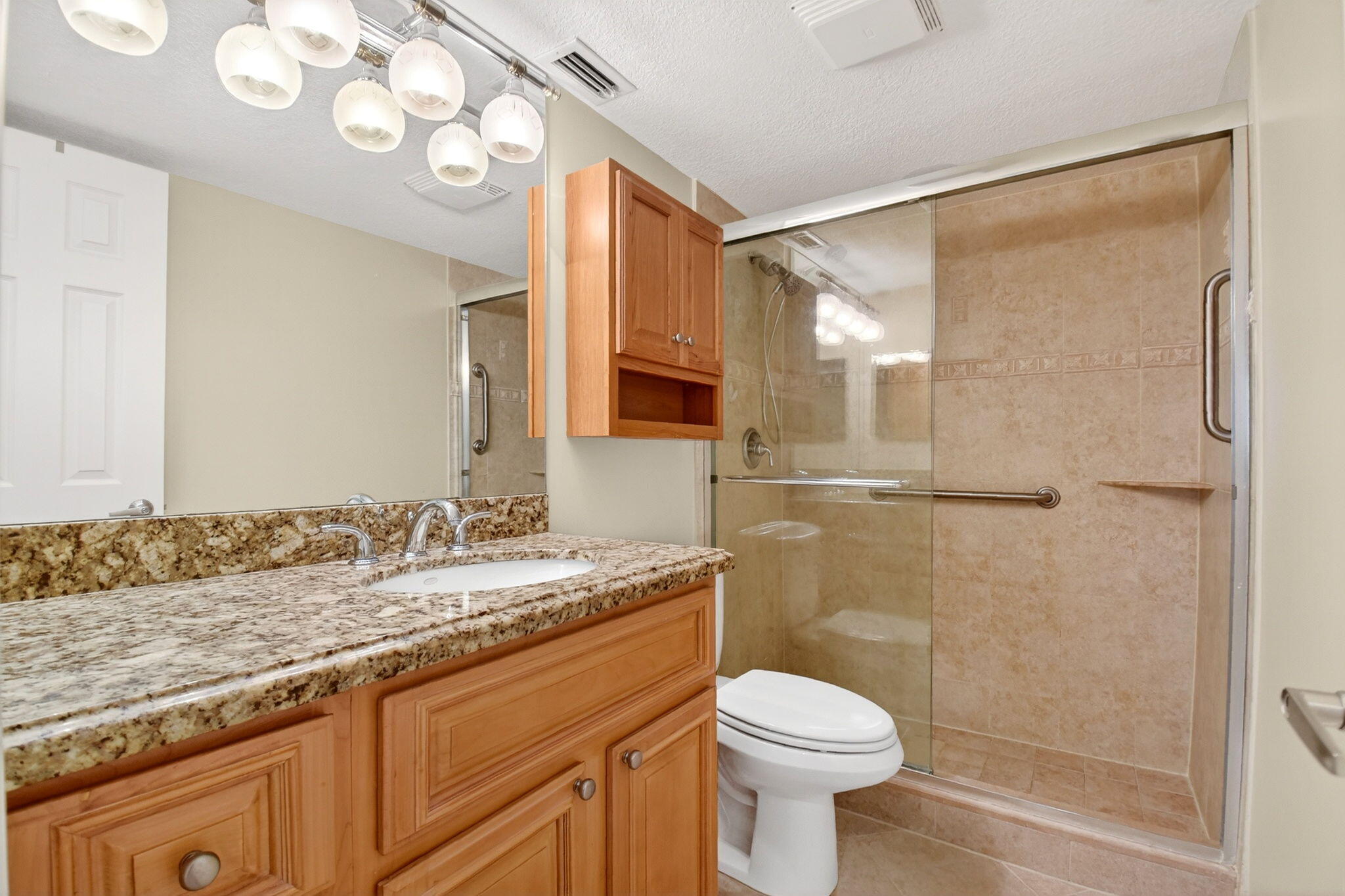 FOUNTAINS OF PALM BEACH CONDO 5 - Residential