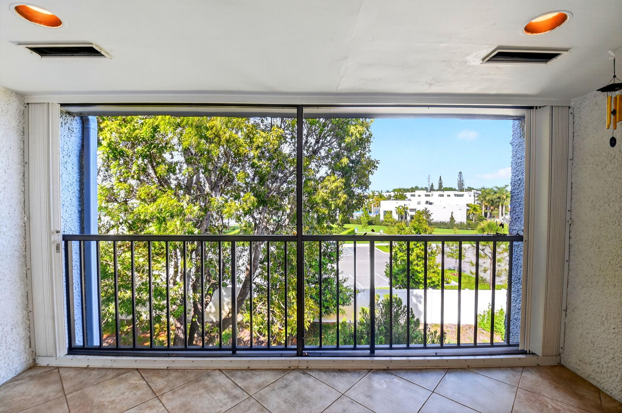 FOUNTAINS OF PALM BEACH CONDO 5 - Residential