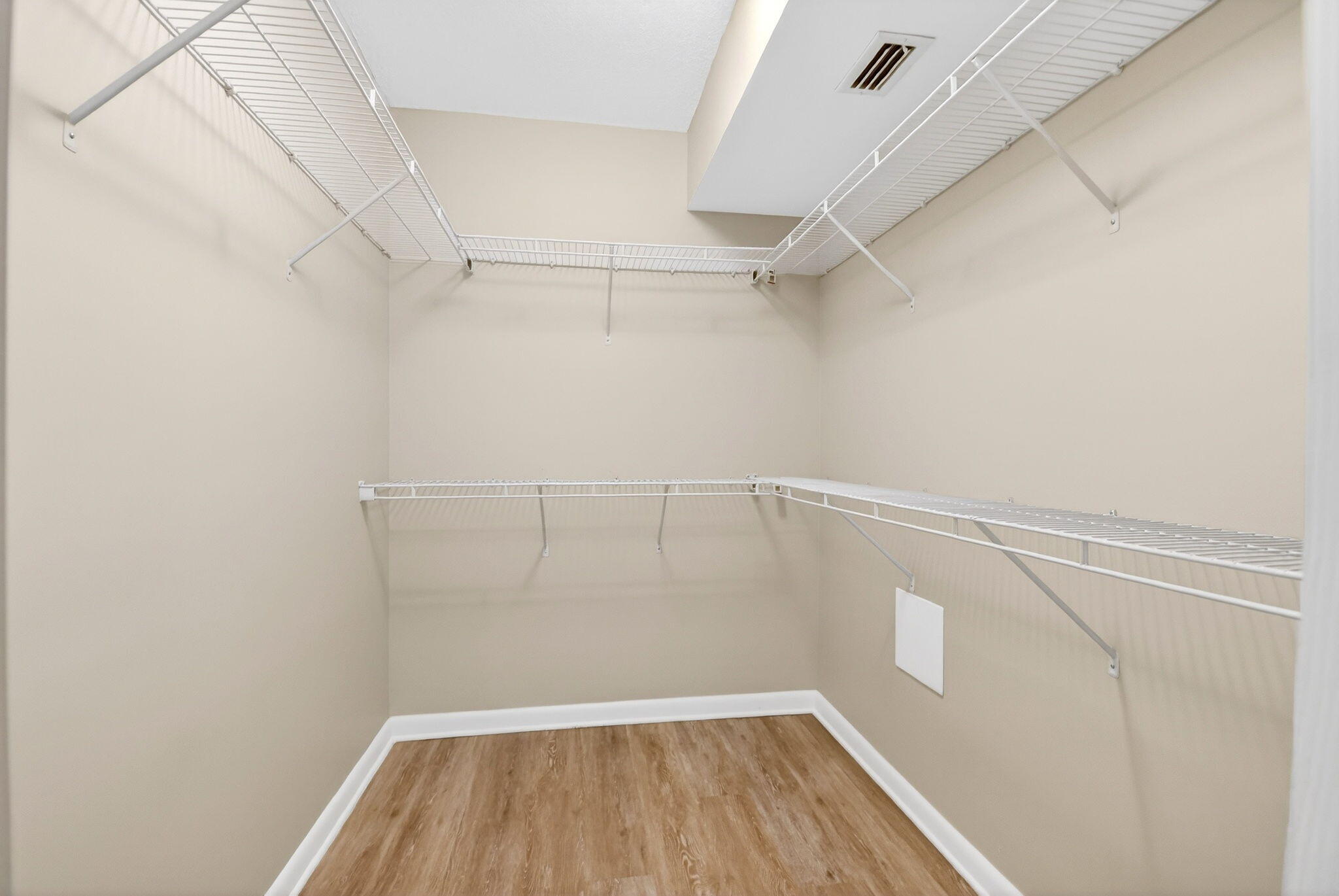 FOUNTAINS OF PALM BEACH CONDO 5 - Residential