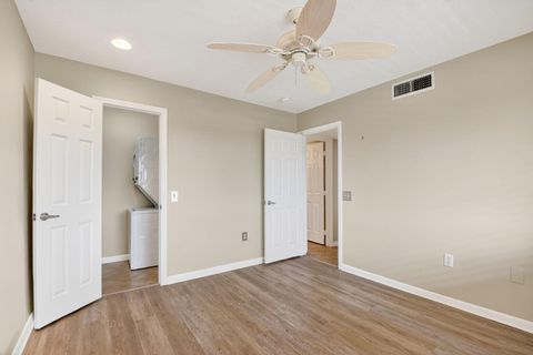 Tiny photo for 4248 Deste Court #304, Lake Worth, FL 33467 (MLS # B26011142)