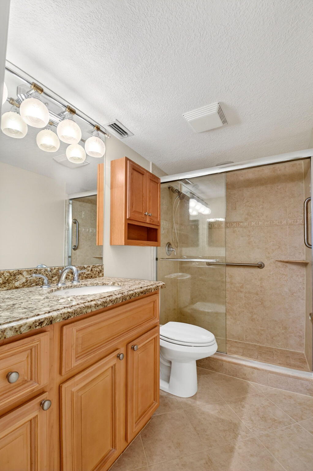 FOUNTAINS OF PALM BEACH CONDO 5 - Residential