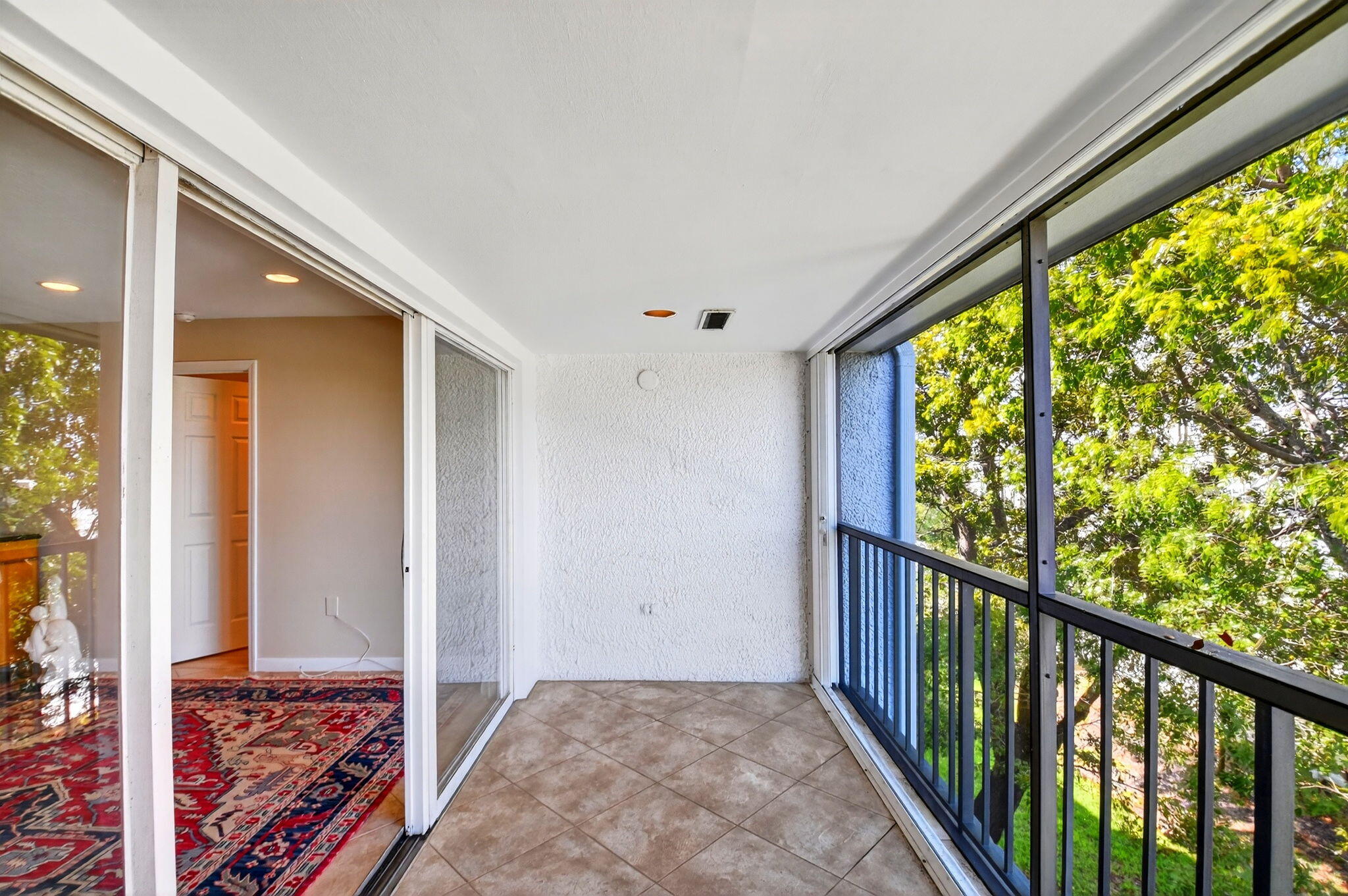 FOUNTAINS OF PALM BEACH CONDO 5 - Residential