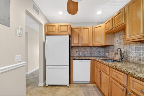 Tiny photo for 4248 Deste Court #304, Lake Worth, FL 33467 (MLS # B26011142)