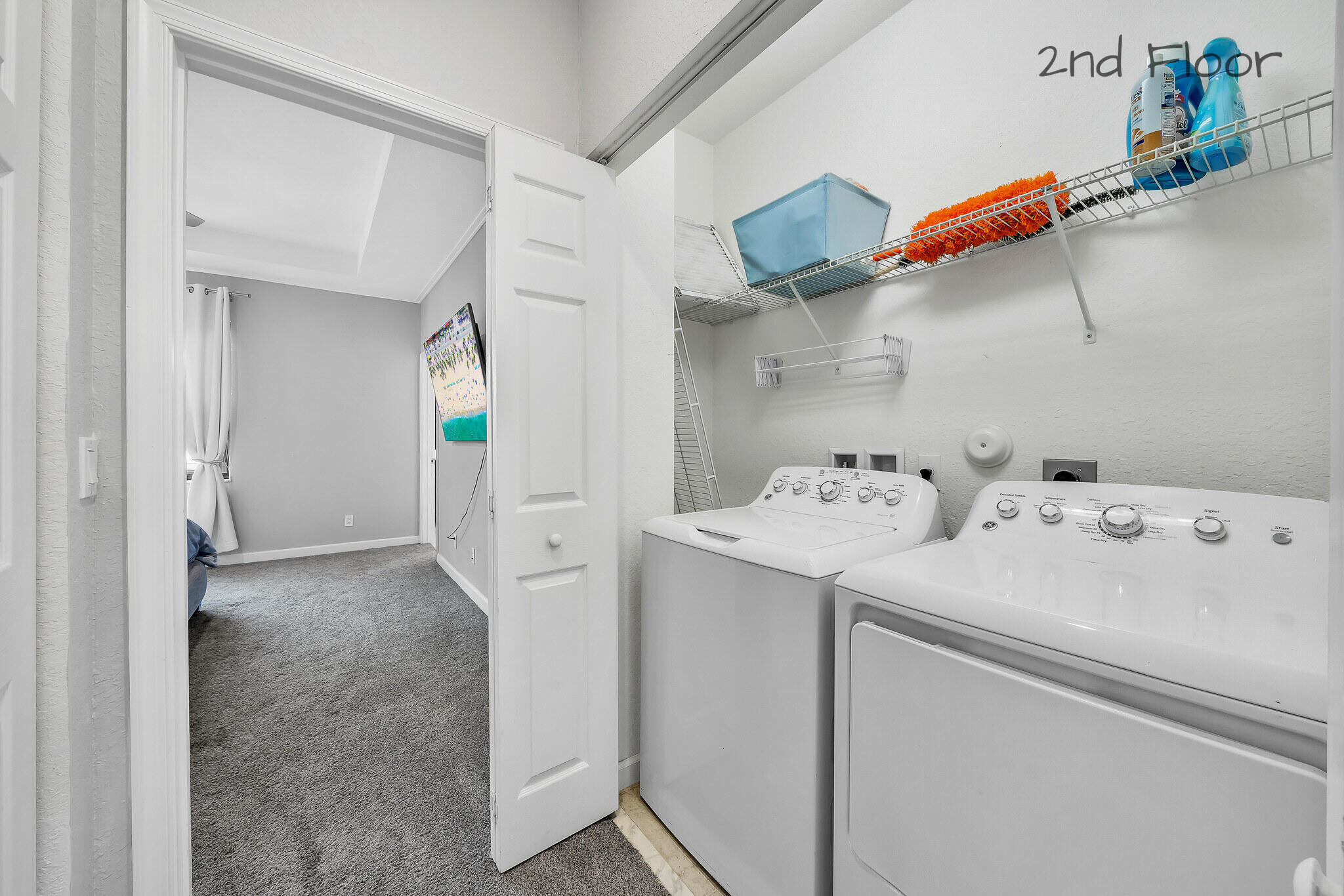 SABAL GROVE PLAT TWO - Residential Lease