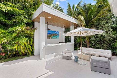 Tiny photo for 735 W Fern Drive, Boca Raton, FL 33432 (MLS # B26079128)