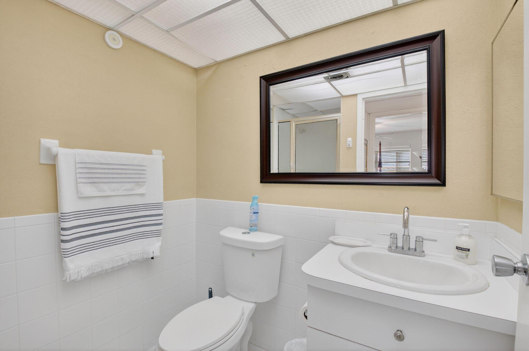 KINGS POINT VALENCIA COND - Residential Lease