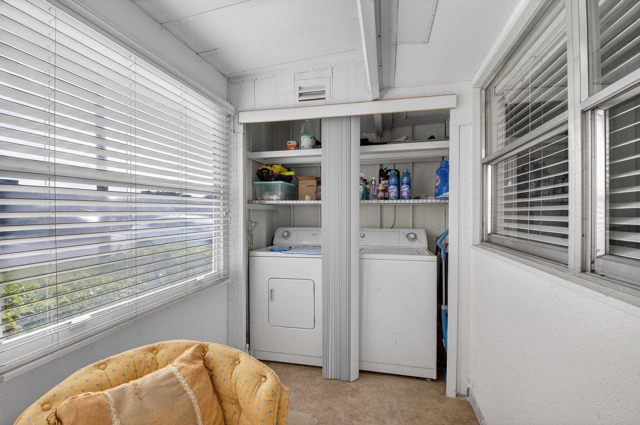 KINGS POINT VALENCIA COND - Residential Lease