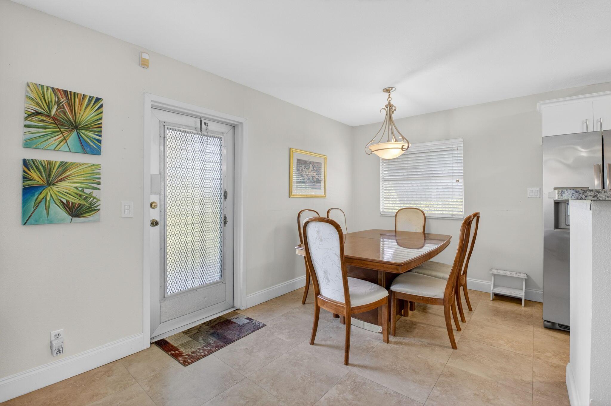 KINGS POINT VALENCIA COND - Residential Lease