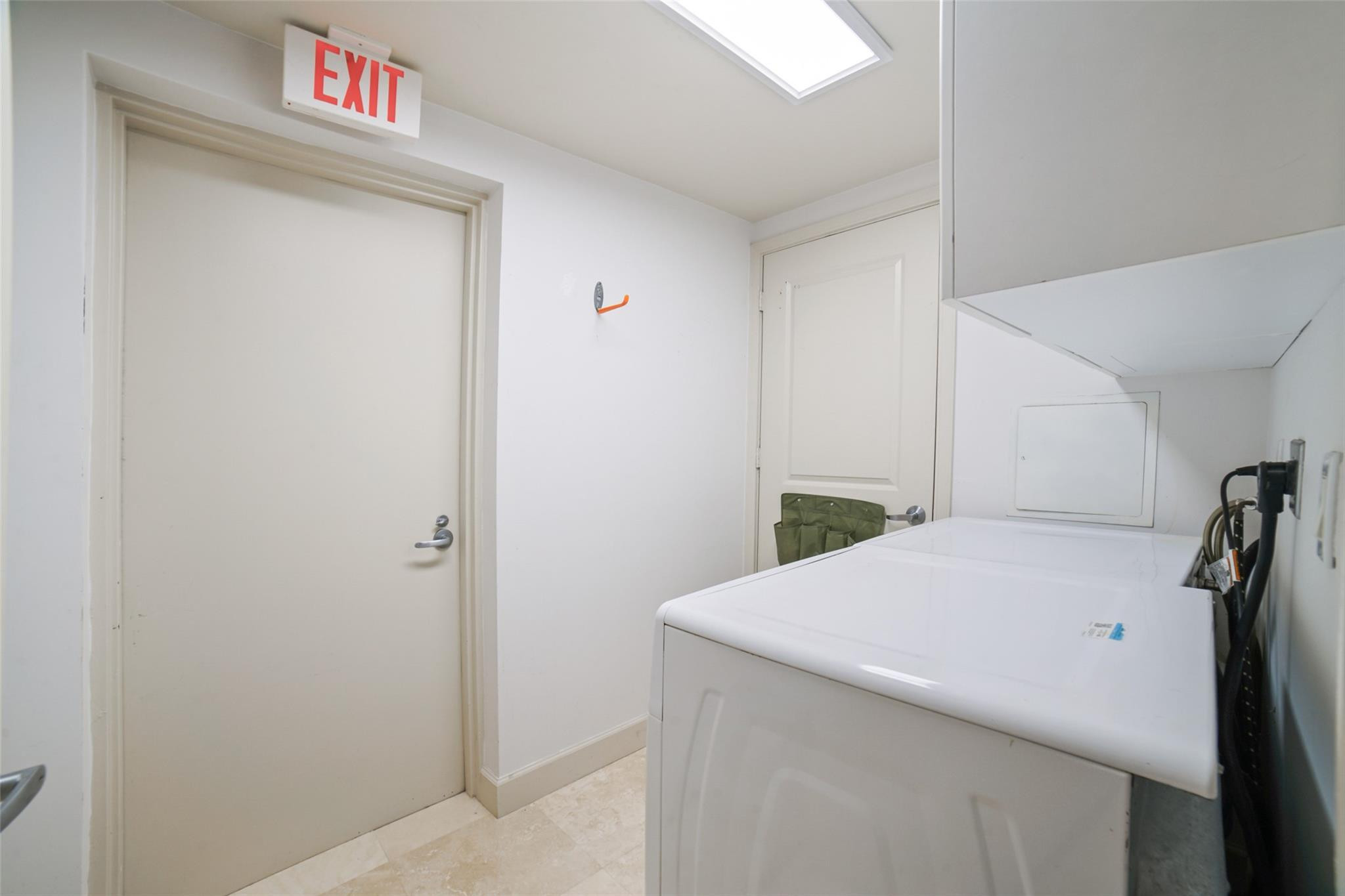 OCEAN PALMS CONDO - Residential Lease