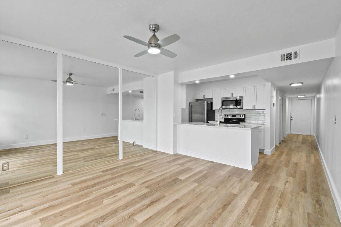 CYPRESS POINT CONDOc - Residential