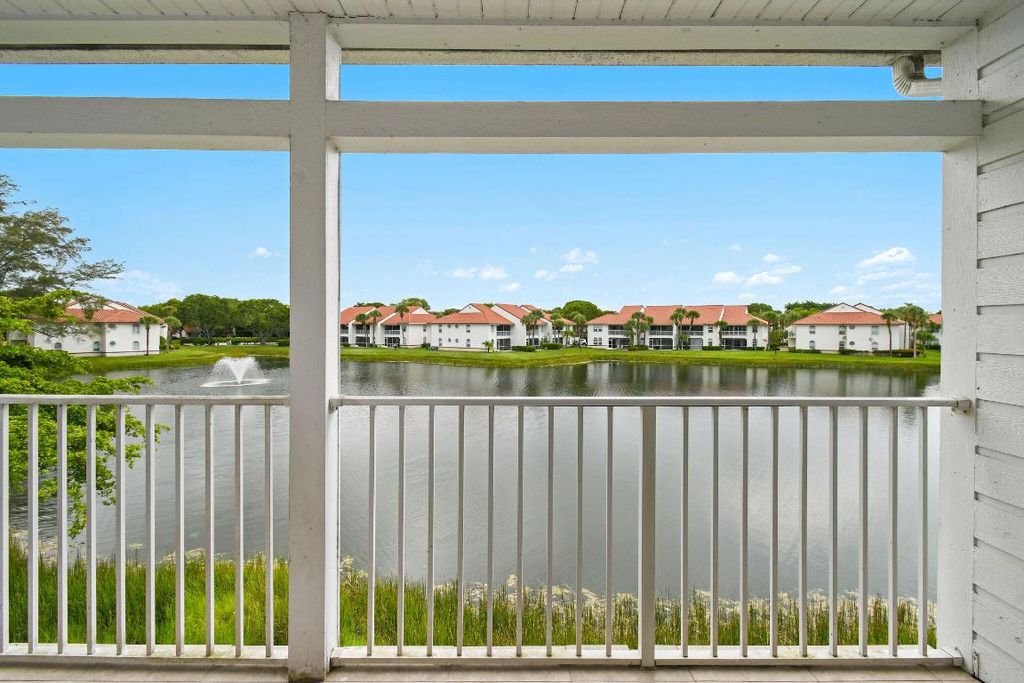 Photo of 271 Cypress Point Drive #271, Palm Beach Gardens, FL 33418 (MLS # R11108998)