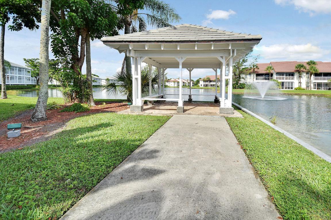 CYPRESS POINT CONDOc - Residential