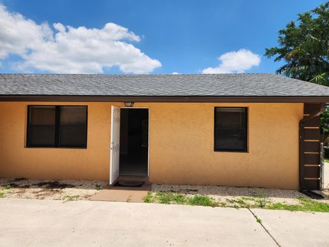4866 Pineaire Lane West Palm Beach FL 33417