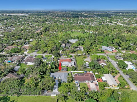 Tiny photo for 799 Huff Road, Haverhill, FL 33415 (MLS # B26089929)