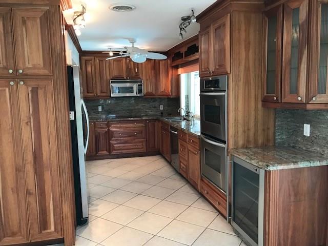 LANDINGS FIRST SEC - Residential Lease