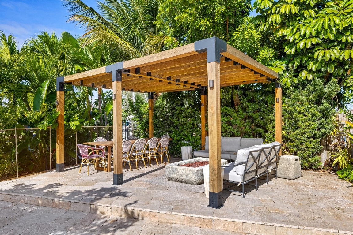 Sunrise Key 45-6 B - Residential