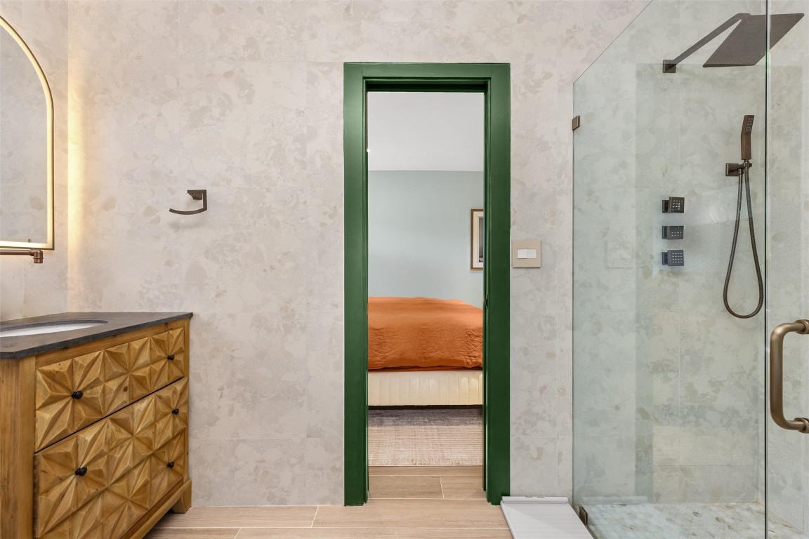 Sunrise Key 45-6 B - Residential