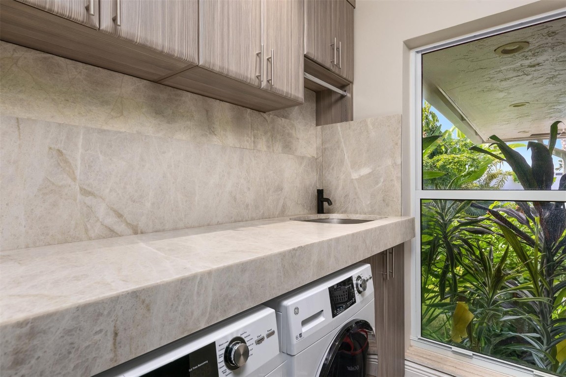 Sunrise Key 45-6 B - Residential