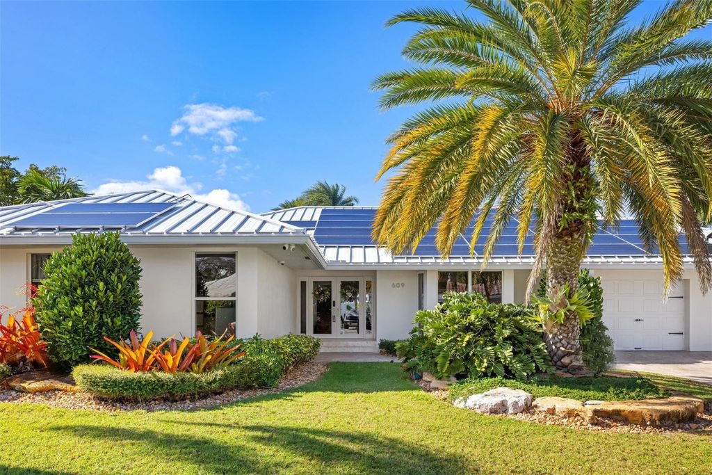 Photo of 609 First Key Drive, Fort Lauderdale, FL 33304 (MLS # F10544544)