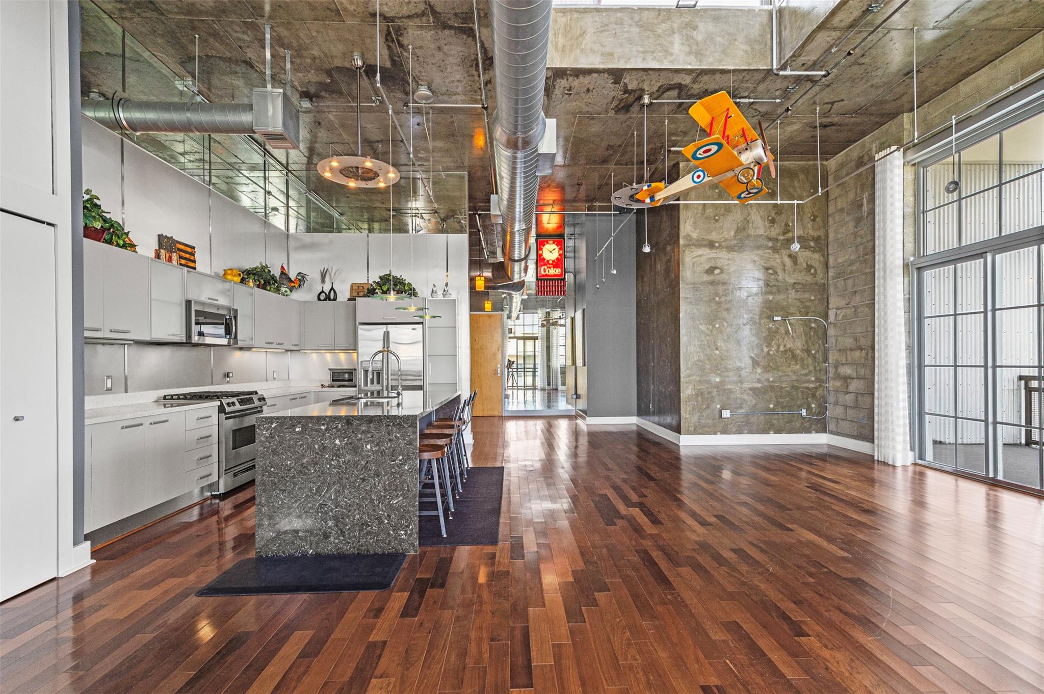 410 NW 1st Ave 701