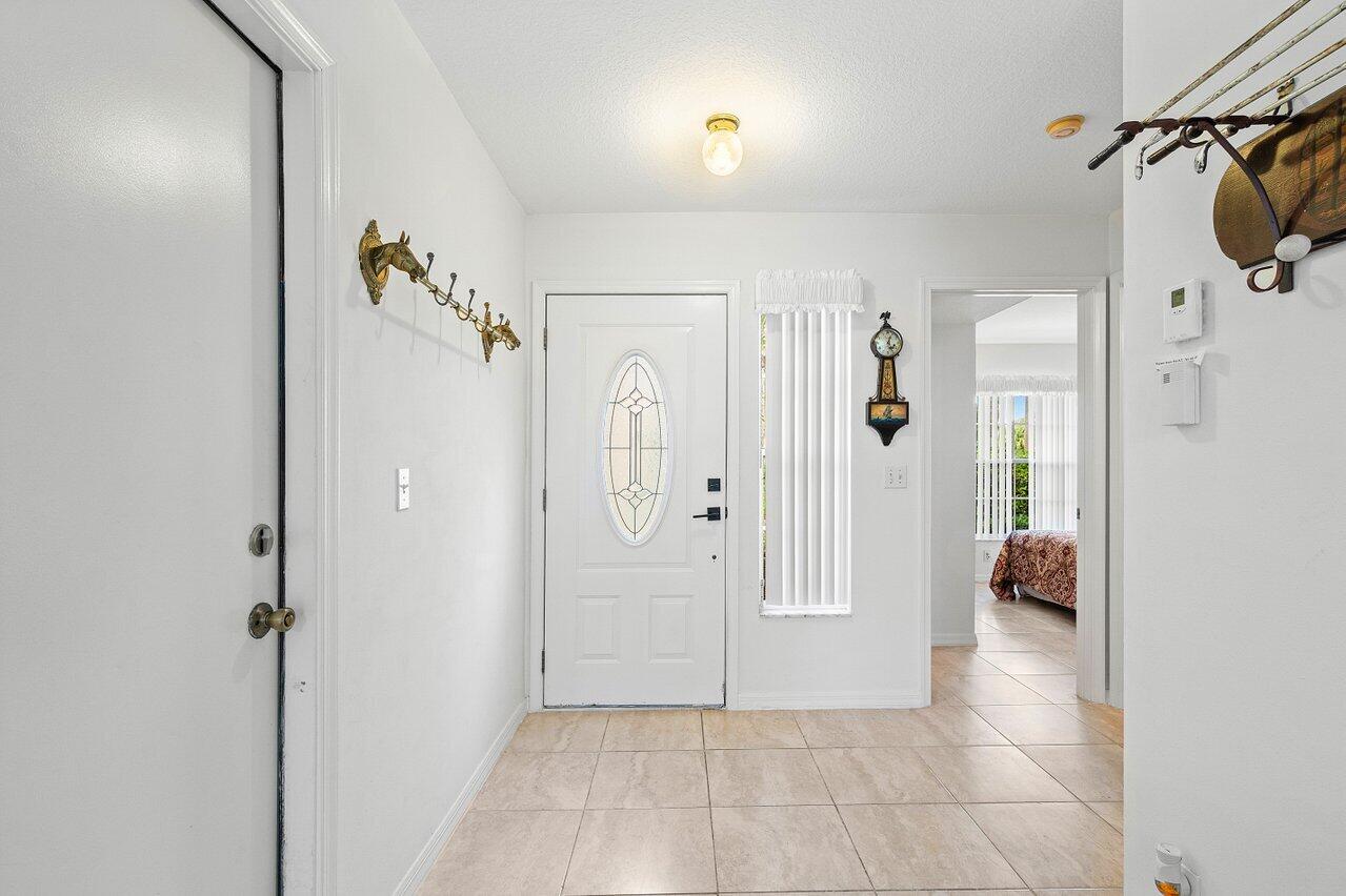 FAIRWAY COVE OF WELLINGTON - Residential Lease