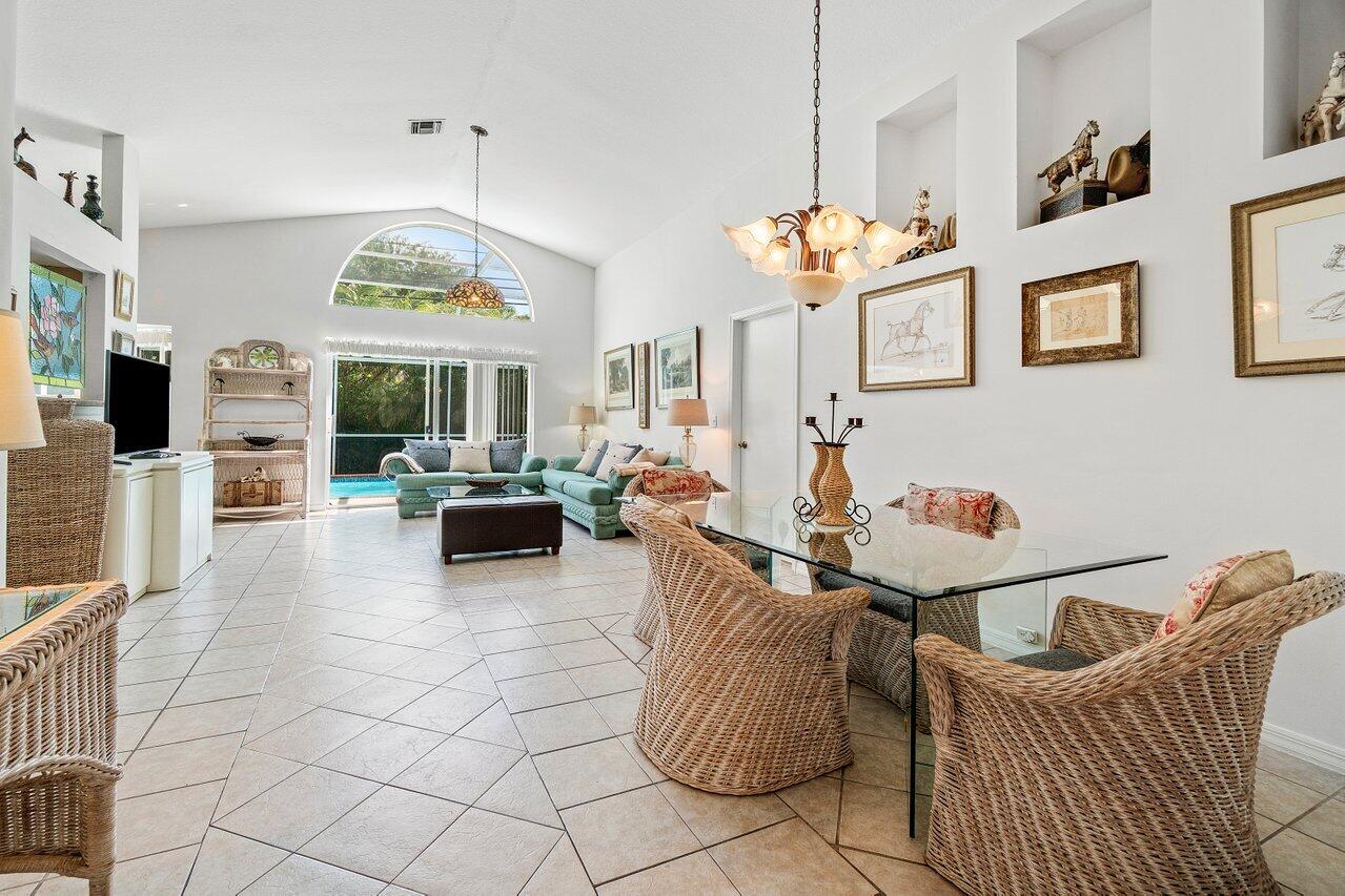 FAIRWAY COVE OF WELLINGTON - Residential Lease