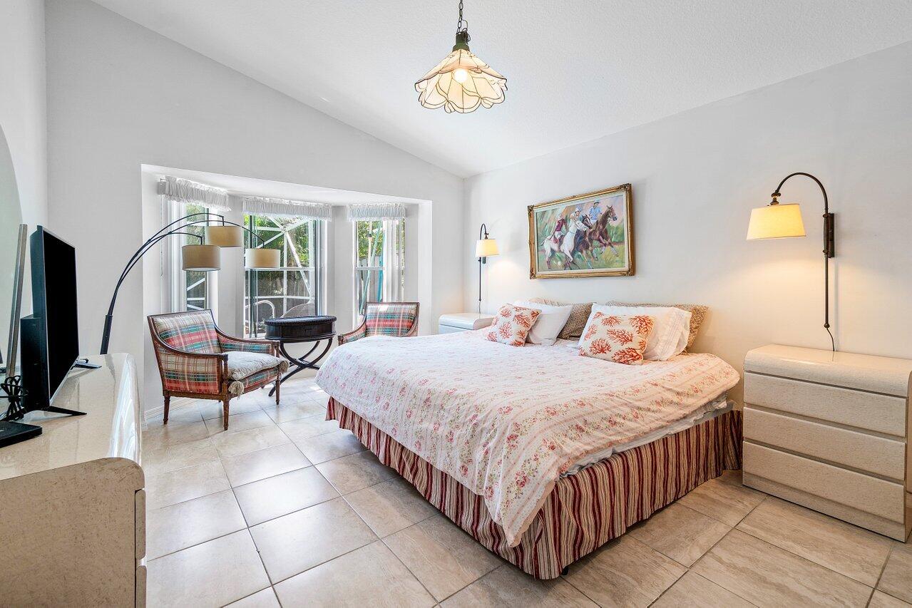 FAIRWAY COVE OF WELLINGTON - Residential Lease