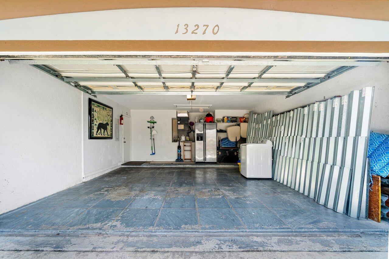 FAIRWAY COVE OF WELLINGTON - Residential Lease