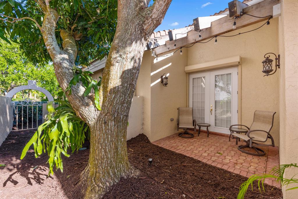 BAY POINTE - Residential