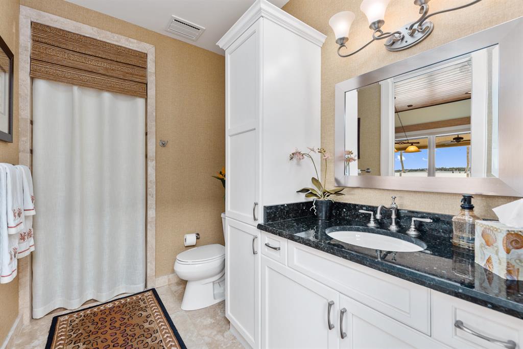 BAY POINTE - Residential