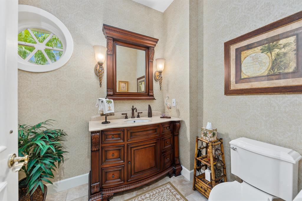 BAY POINTE - Residential