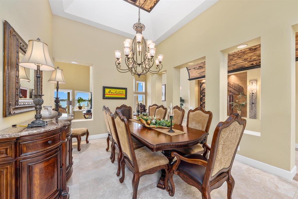 BAY POINTE - Residential