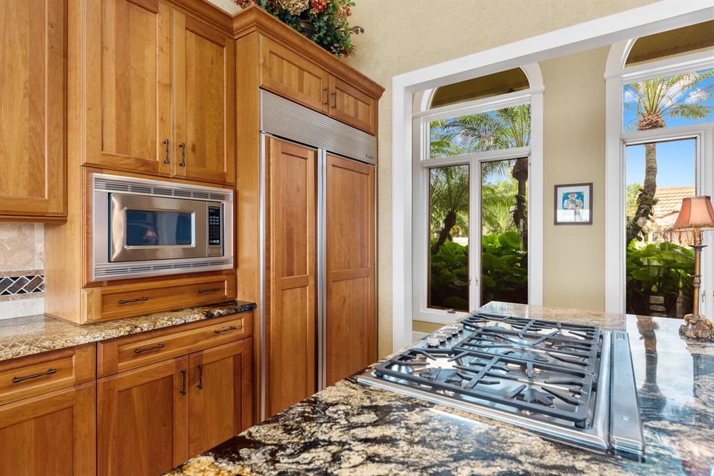 BAY POINTE - Residential