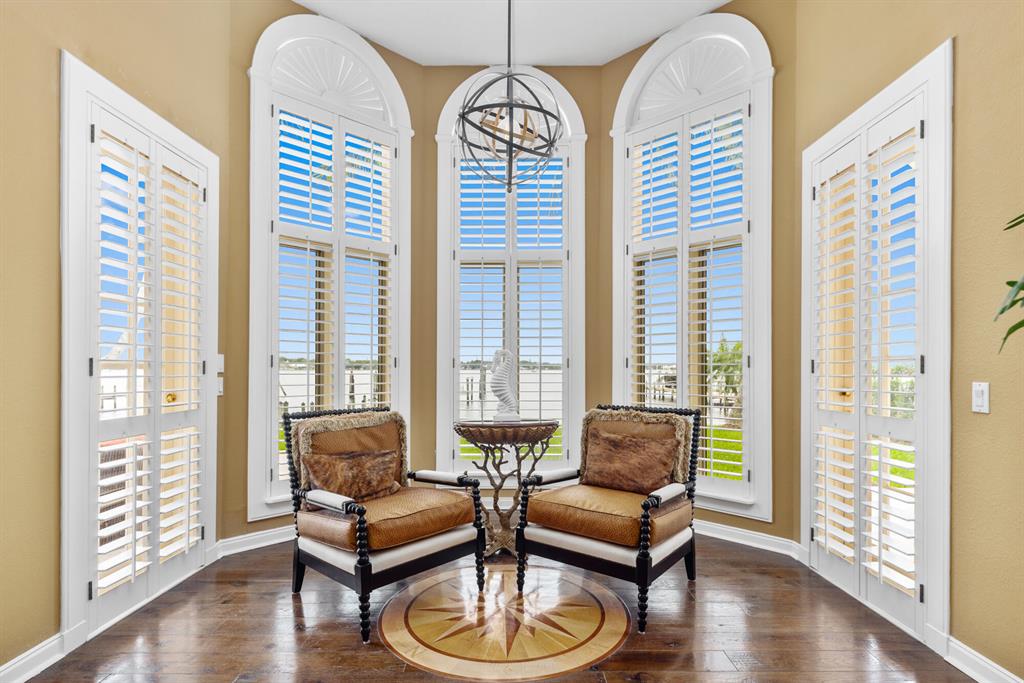 BAY POINTE - Residential