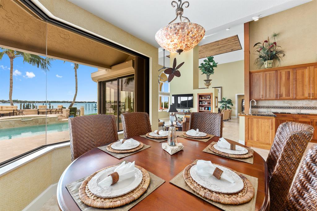 BAY POINTE - Residential