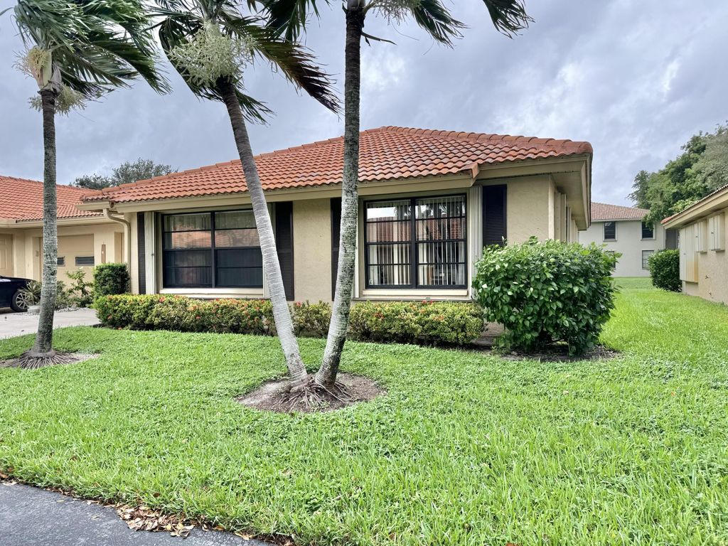 Photo of 4670 Rosewood Tree Court #B, Boynton Beach, FL 33436 (MLS # R11150918)
