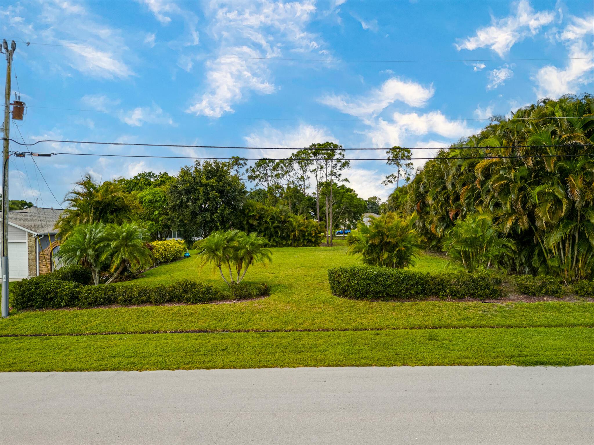 1886 SW Success Street, Port St Lucie, FL, 34953/$155,000 4 1886 SW Success Street