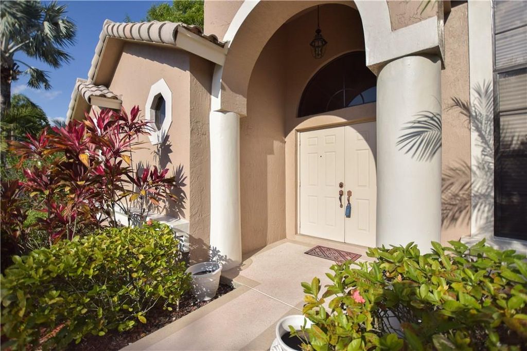 Photo of 10057 Umberland Place, Boca Raton, FL 33428 (MLS # F10443102)