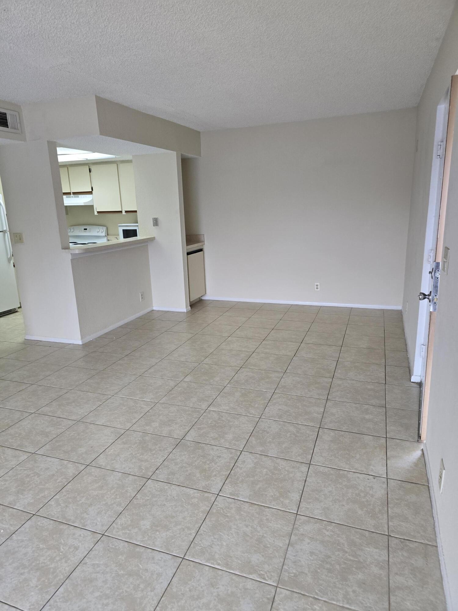 Midport Place I, A Condominium - Residential Lease