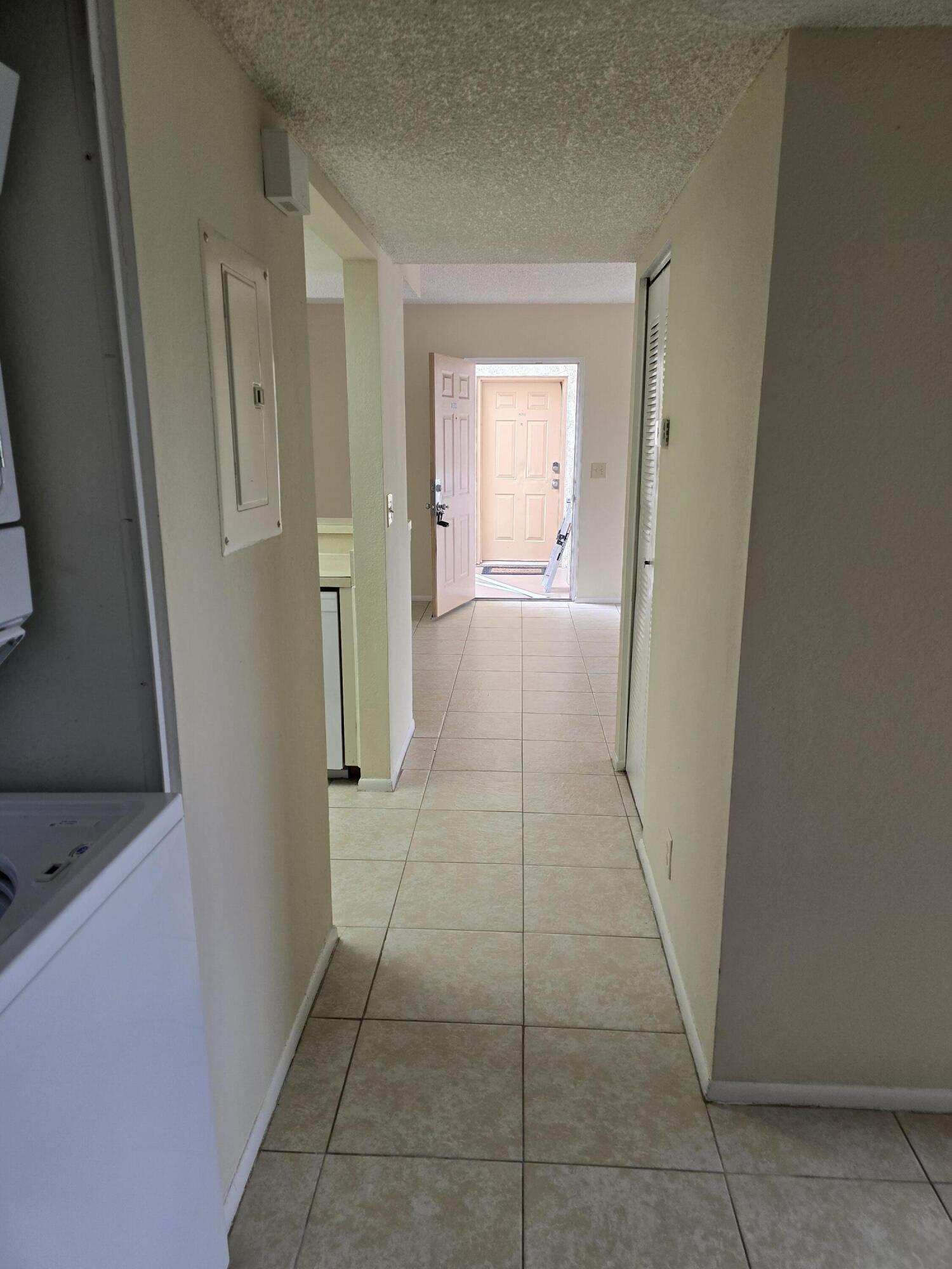 Midport Place I, A Condominium - Residential Lease