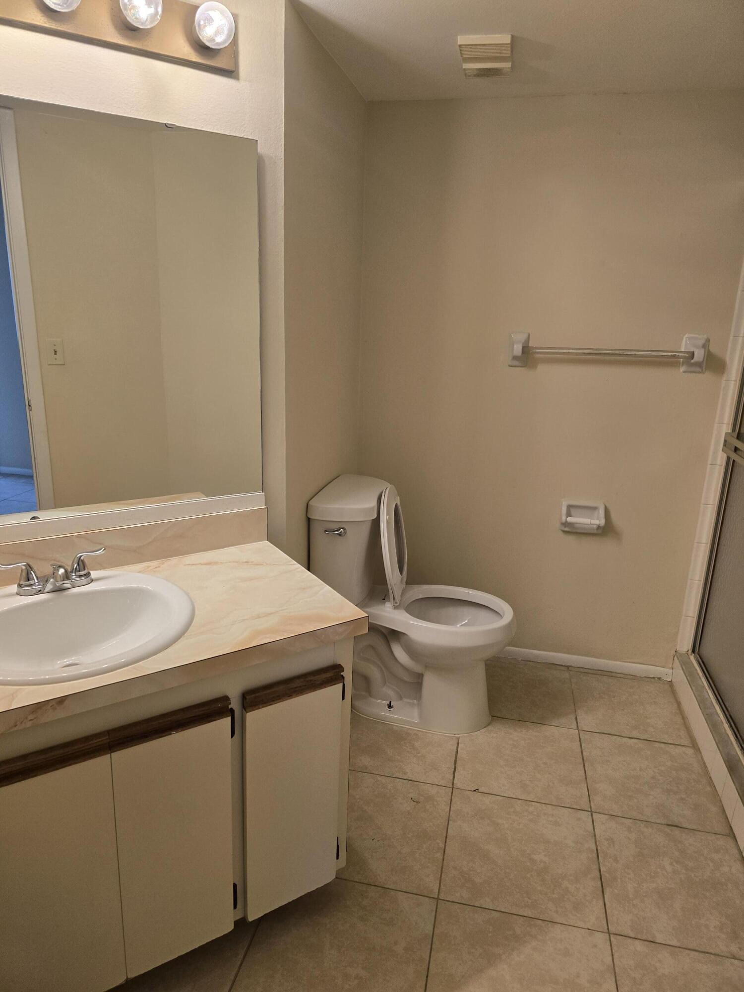 Midport Place I, A Condominium - Residential Lease