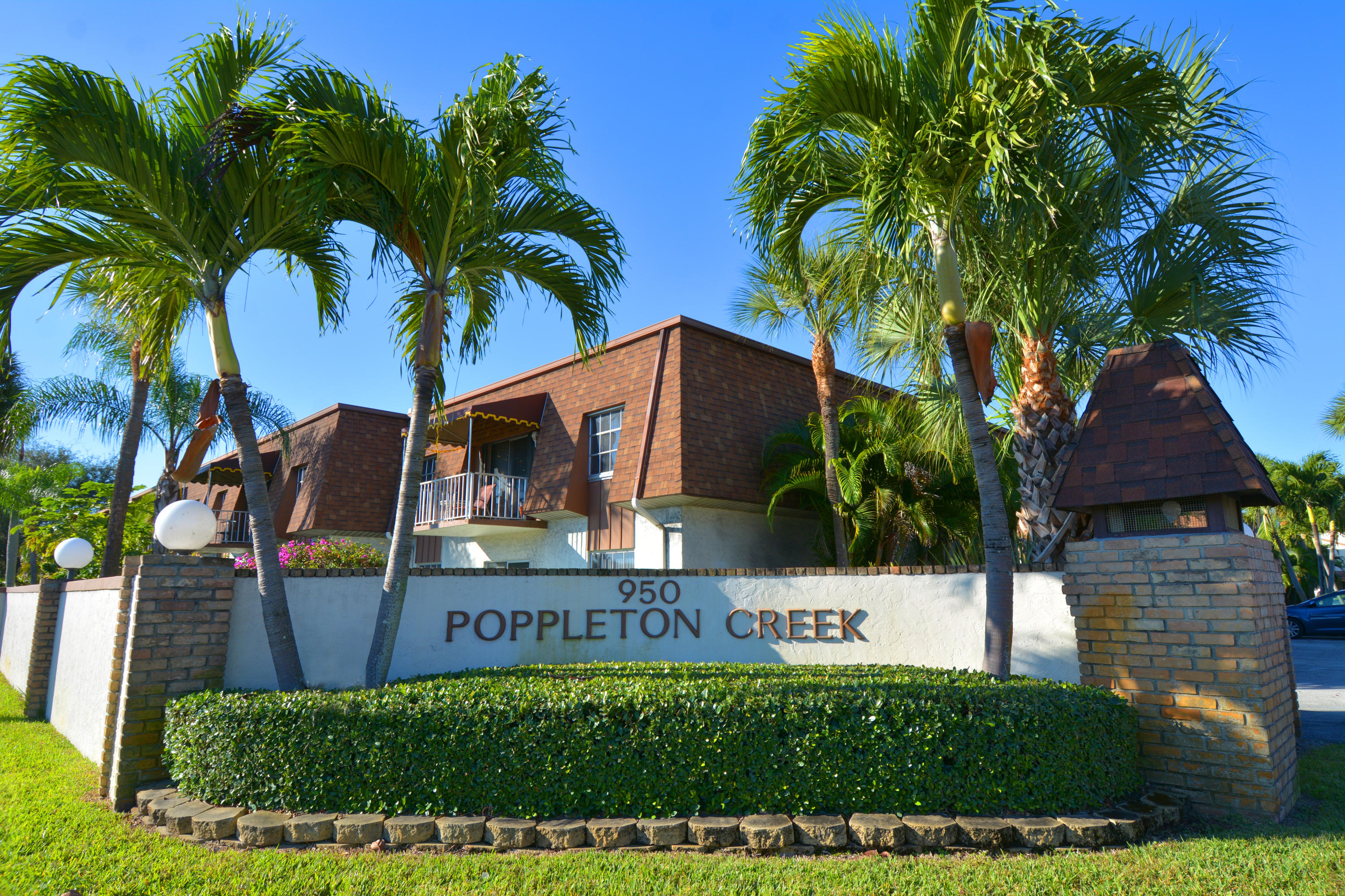 POPPLETON CREEK CONDO - Residential