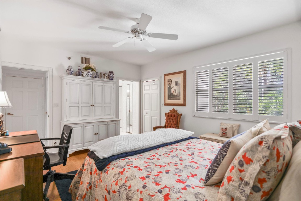 VILLAS OF SUNRISE BAY - Residential