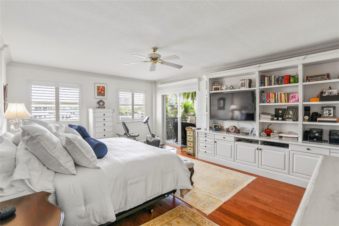VILLAS OF SUNRISE BAY - Residential