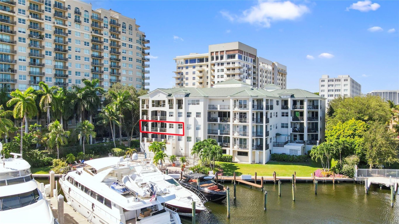 VILLAS OF SUNRISE BAY - Residential