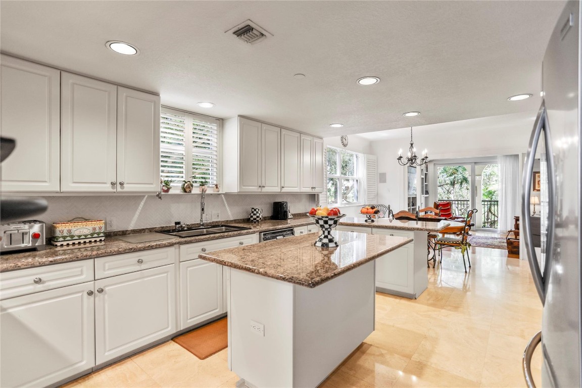 VILLAS OF SUNRISE BAY - Residential