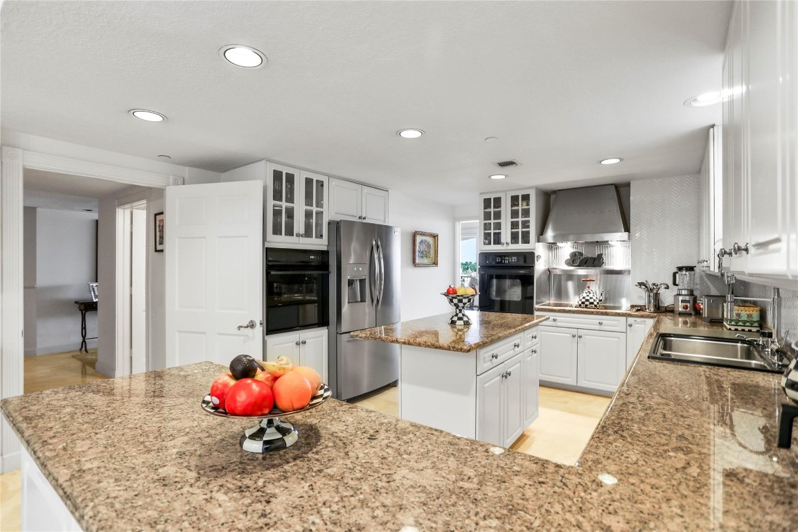 VILLAS OF SUNRISE BAY - Residential